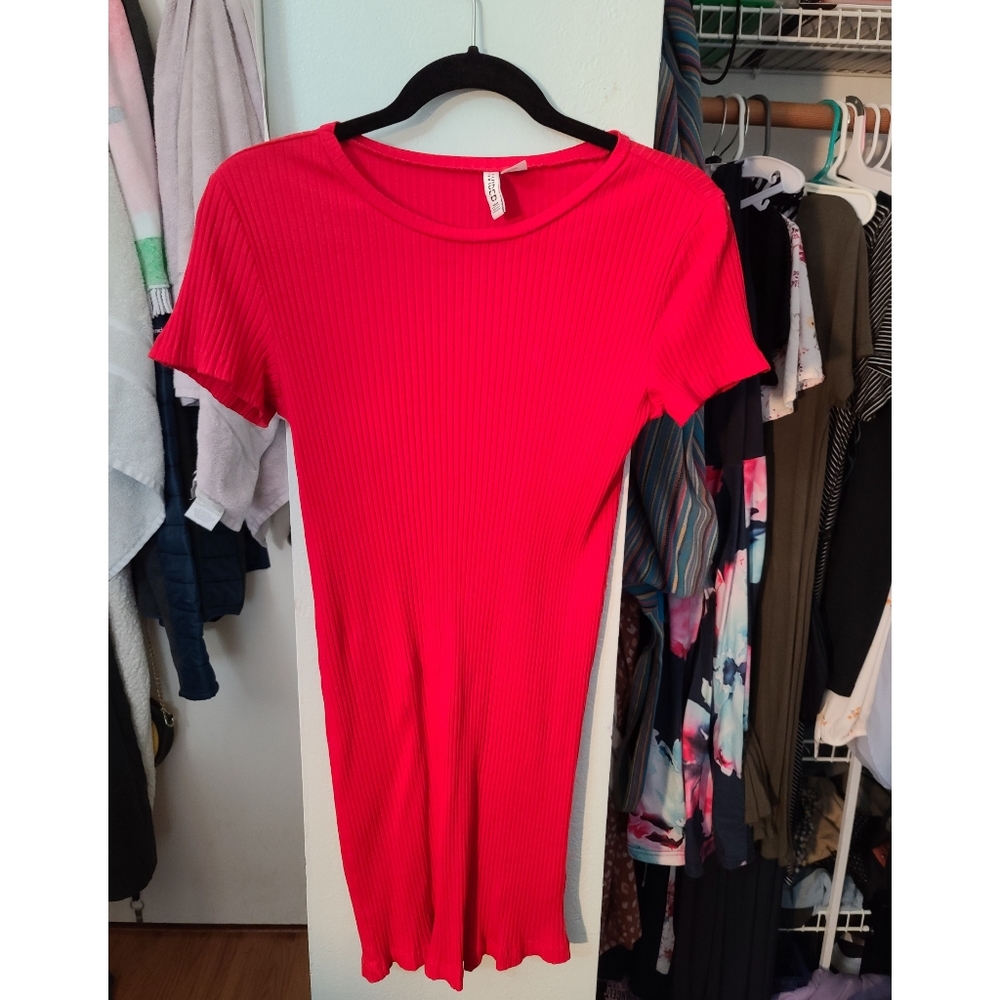 H&M Bright Red BodyCon T-Shirt Dress